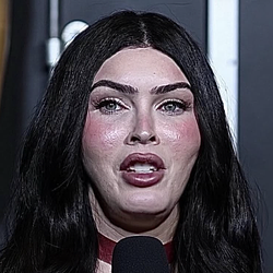 MEGANFOX
