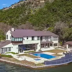 ELONHOUSE