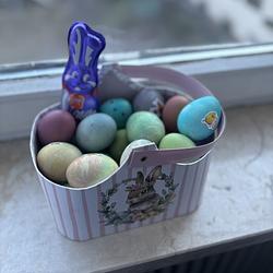 EGGS