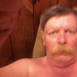 MUSTACHE