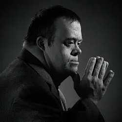 GIGADOWNS