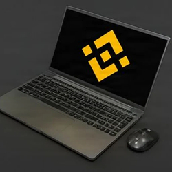 LAPTOP logo