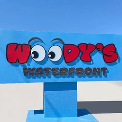 WOODYS