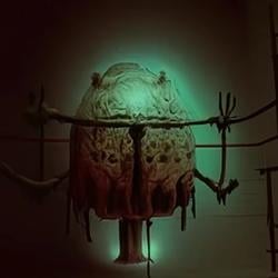 SCP002