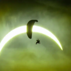 PARAGLIDER